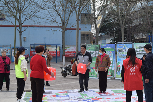 火狐直播nba:检查总量同比下降329% 查纠明显问题案件56万件 规范涉企行政执法专项行动取得明显成效
